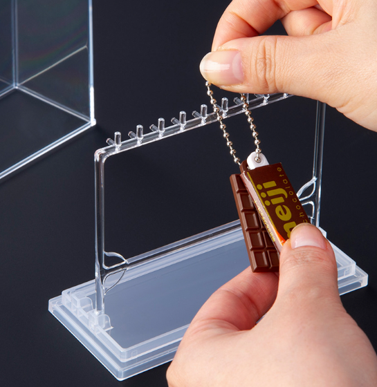 12蚊店瘋傳「盲盒神櫃」香港終於有！Threads爆紅網民喪搶　$39打造專屬痛櫃