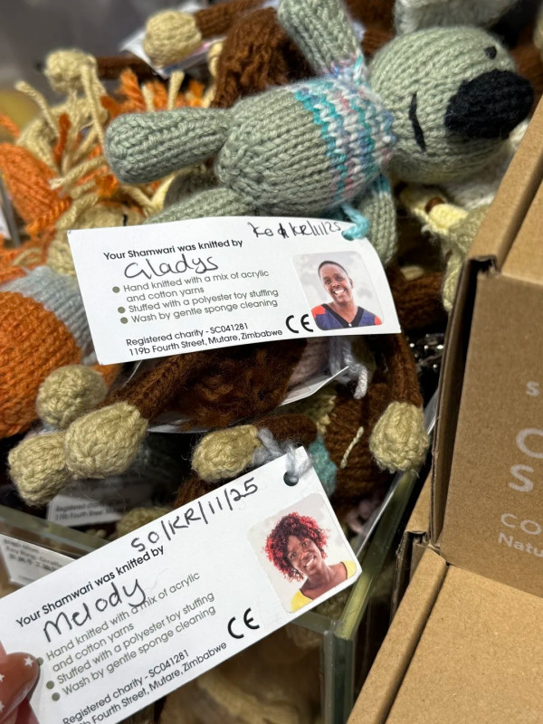 動漫界傳奇「熊吉」在港落網？LOG-ON現身爆紅公仔「熊吉被逮捕」 還原經典被捕場面！