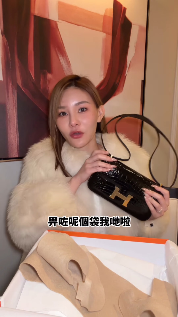 五索豪花40萬買全球第一愛馬仕限量款手袋 一原因零配貨入手刷新網民消費觀
