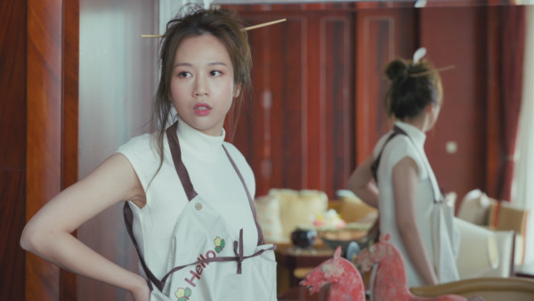 尋歡作樂的姐姐丨何沛珈林凱恩歎小鮮肉按摩師 何依婷背夫享五名猛男「十手按摩」