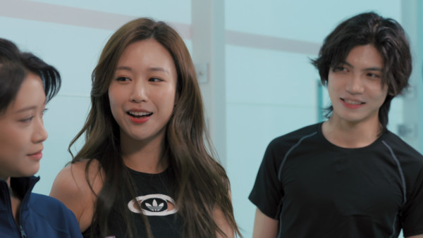 尋歡作樂的姐姐丨何沛珈林凱恩歎小鮮肉按摩師 何依婷背夫享五名猛男「十手按摩」