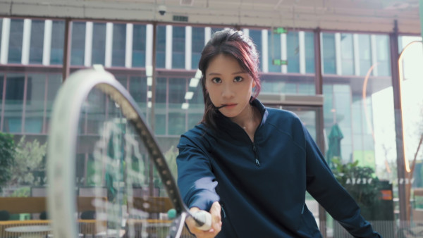 尋歡作樂的姐姐丨何沛珈林凱恩歎小鮮肉按摩師 何依婷背夫享五名猛男「十手按摩」