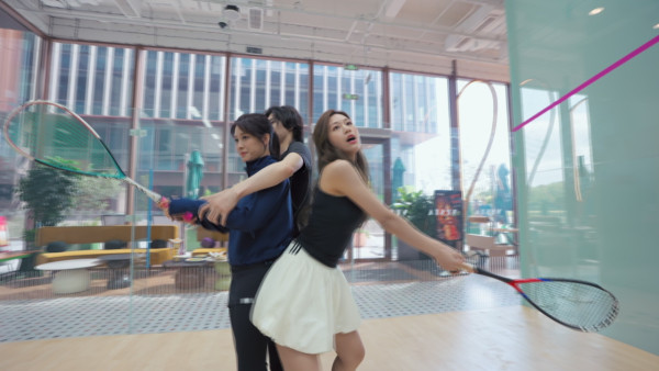 尋歡作樂的姐姐丨何沛珈林凱恩歎小鮮肉按摩師 何依婷背夫享五名猛男「十手按摩」