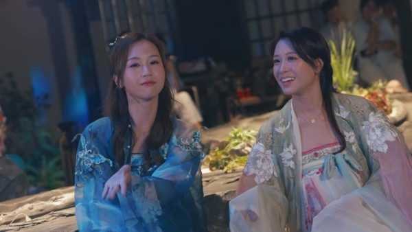 尋歡作樂的姐姐丨林凱恩僅包毛巾露香肩浸浴 何沛珈試「冷療機」攝氏-100度超低溫