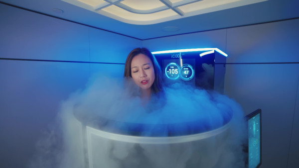 尋歡作樂的姐姐丨林凱恩僅包毛巾露香肩浸浴 何沛珈試「冷療機」攝氏-100度超低溫