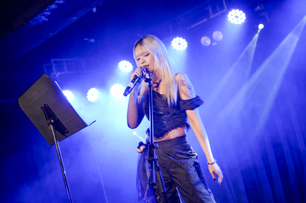 香港地下偶像【前篇】 揭袐舞台上的自我與爭扎 型格素人與Coser的地偶夢