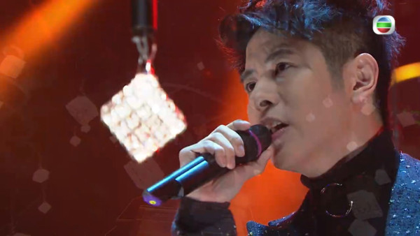 許廷鏗慶功宴發火怒掟電話「車」向同事！首揭「被解約」殘酷真相 一原因被前公司狠飛