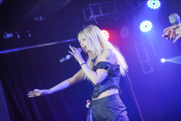 香港地下偶像【前篇】 揭袐舞台上的自我與爭扎 型格素人與Coser的地偶夢