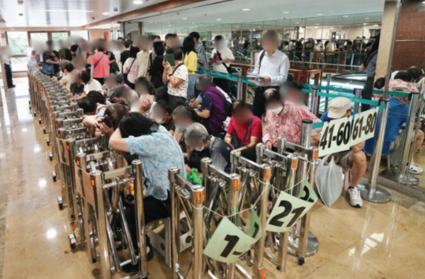 不用再凌晨排隊！運輸署1.12推「免試簽駕照」電子籌　附搶籌連結+3大注意位