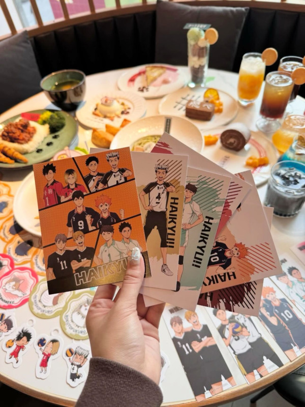 《排球少年!!》主題Cafe登陸尖沙咀！沉浸式打卡位/必試5大高校主題餐點