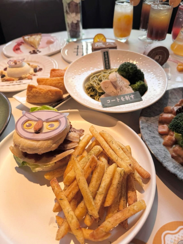 《排球少年!!》主題Cafe登陸尖沙咀！沉浸式打卡位/必試5大高校主題餐點