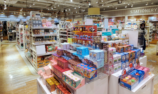 LOG-ON驚現日本「暴走鞋墊」日行2萬步唔腳痛！網民實測：行足一個月都無感