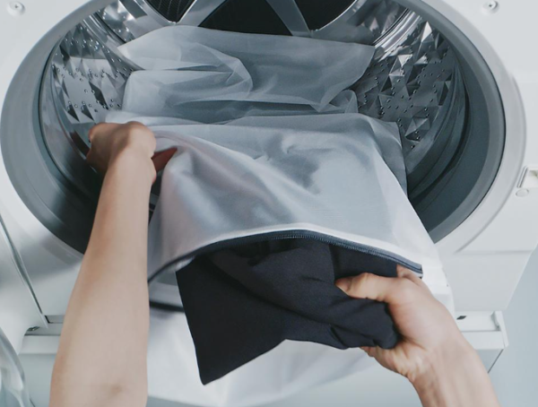 UNIQLO這款3D冷衫遮拜拜肉!男女網民激讚腋下無縫著全日唔拮肉齊色買