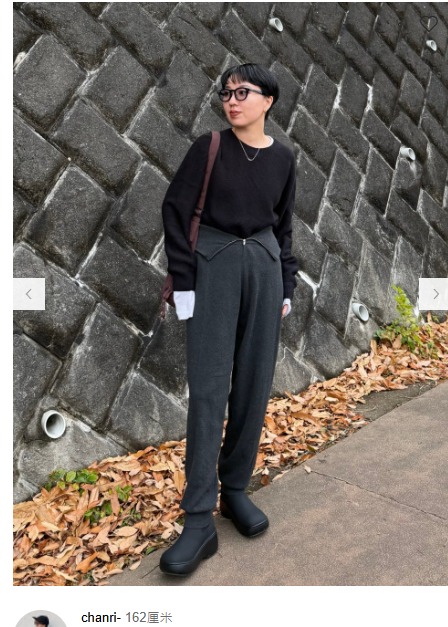 UNIQLO這款3D冷衫遮拜拜肉!男女網民激讚腋下無縫著全日唔拮肉齊色買