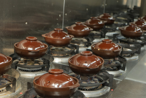 【煲仔飯推介】香港煲仔飯10間必食之選 香脆飯焦／臘味黃鱔飯／左口魚煲仔飯／米芝蓮推介