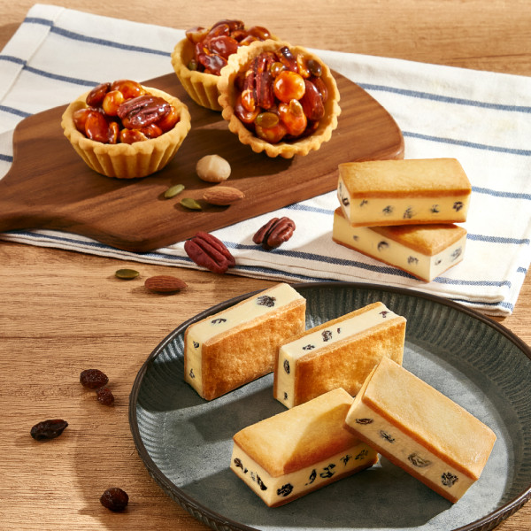 奇華工作坊新年限定LINE FRIENDS烘焙班   3D立體造型年糕／送LINE FRIENDS特別版紀念品