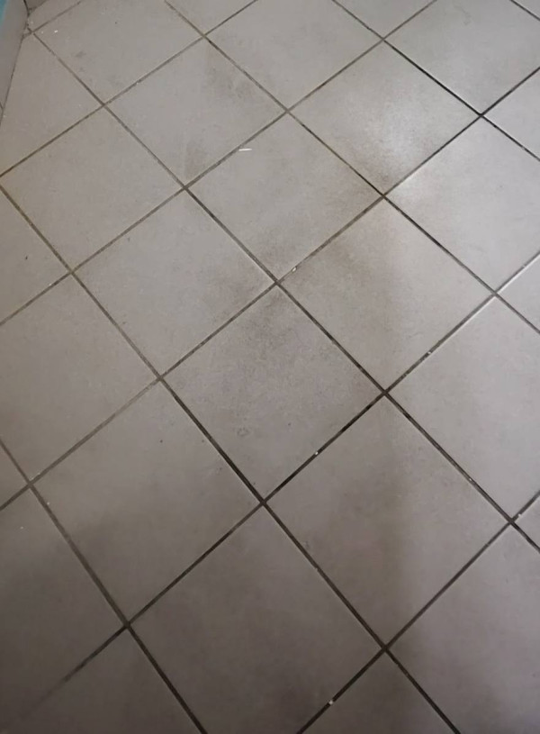 公屋翻新變「翻洗」？港人一原因唔收貨想搵房署算帳。圖片來源：Facebook@香港公營房屋討論區