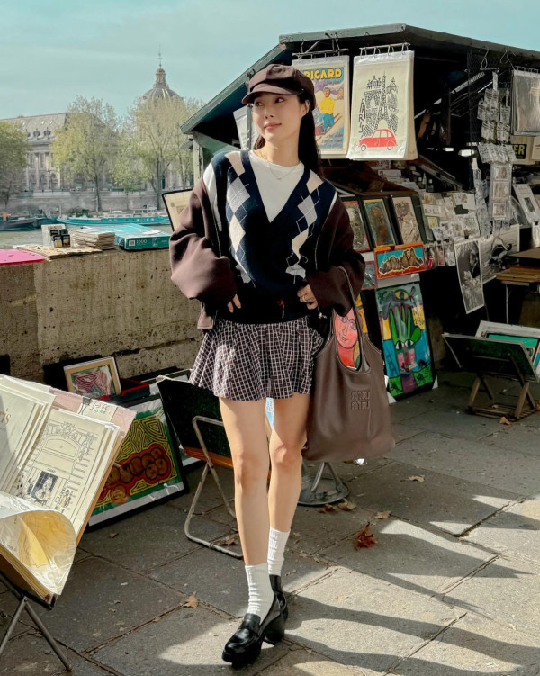 2025年度IG最吸金明星KOL排行榜出爐！5大香港女頂流橫掃頭5位！MIRROR全員出局