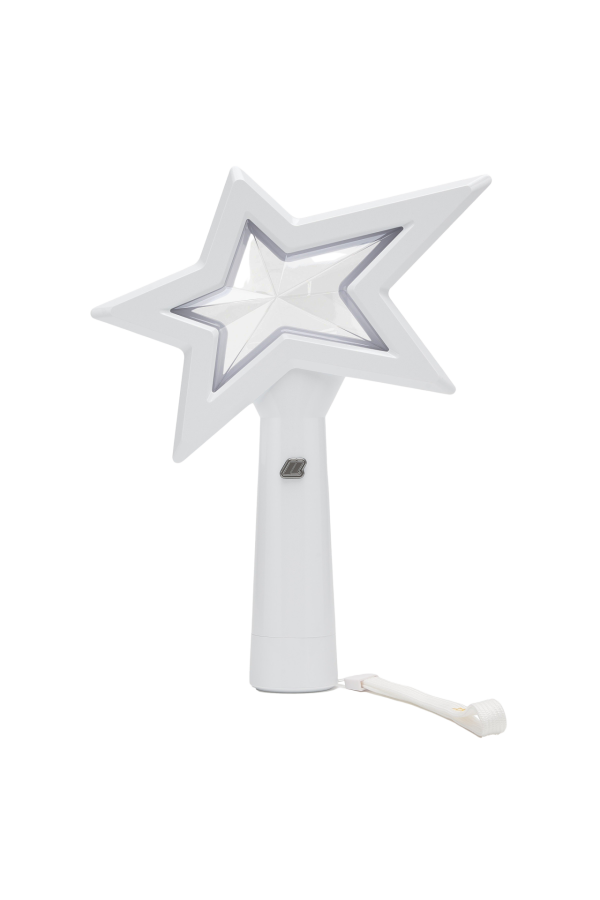 LISA期間限定店《ALTER EGO》快閃啟德!必搶復古連帽外套/LISA手燈一覽