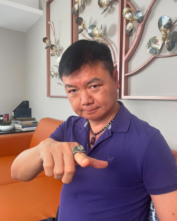 艾威被批太快走出喪妻陰霾捱轟「無情」 罕有反擊網民:要我傷痛幾耐先有權開心