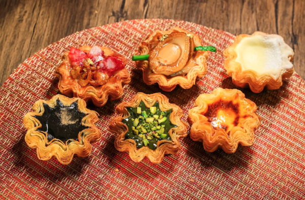 新年禮盒2026香港︱逾25間賀年糕點禮盒推介 尚品海味福袋$198起/皇玥買3送1/香格里拉早鳥75折！