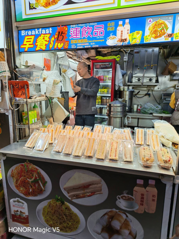 灣仔街頭小食店$15早餐爆紅。圖片來源：Facebook@香港茶餐廳及美食關注組