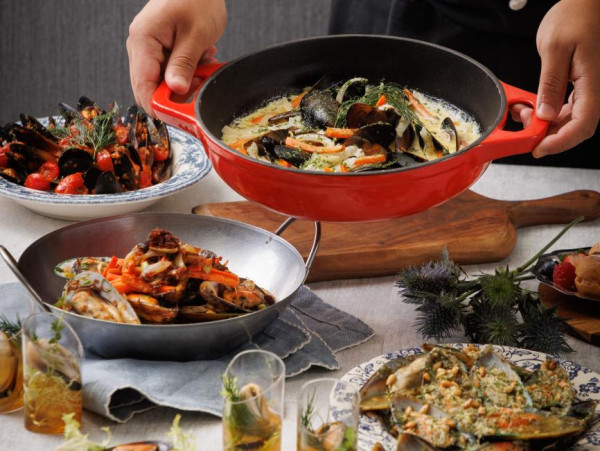 尖沙咀港威酒店自助餐買一送一！人均$251起 任食龍蝦鉗/大蝦/雪蟹腳/烤西冷牛肉/烤豬肋骨