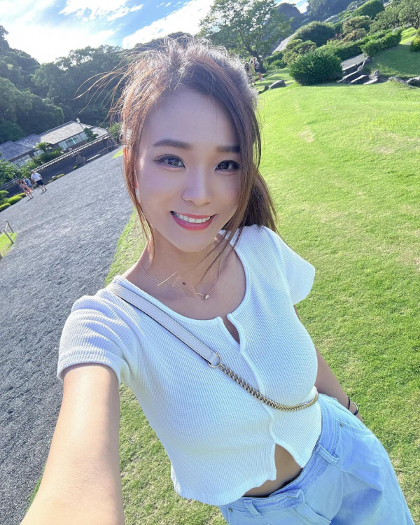 再有女神級新聞主播結婚封盤！婚禮現場曝光低胸婚紗盡展好身材！3對龍鳳鈪閃爆出嫁