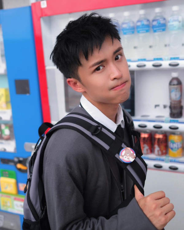 31歲男藝人IG晒恐怖燒傷驚見傷勢嚴重！佈滿血痕險毀容僅留一字惹網民擔心