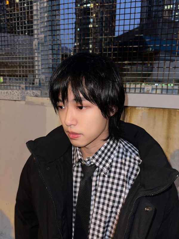 31歲男藝人IG晒恐怖燒傷驚見傷勢嚴重！佈滿血痕險毀容僅留一字惹網民擔心