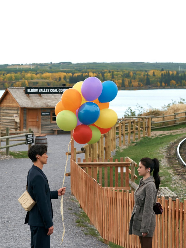 愛情怎麼翻譯線上看（圖片來源：IG@netflixkr）