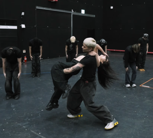 圖: YouTube@JENNIE 圖: YouTube@JENNIE