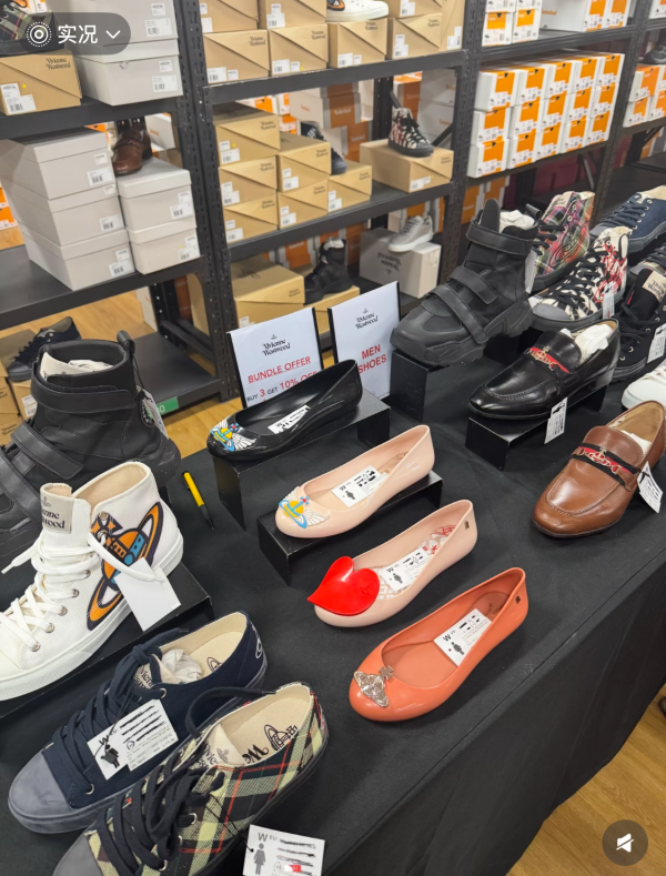 同場還有Vivienne Westwood時尚配件。圖片來源：小紅書