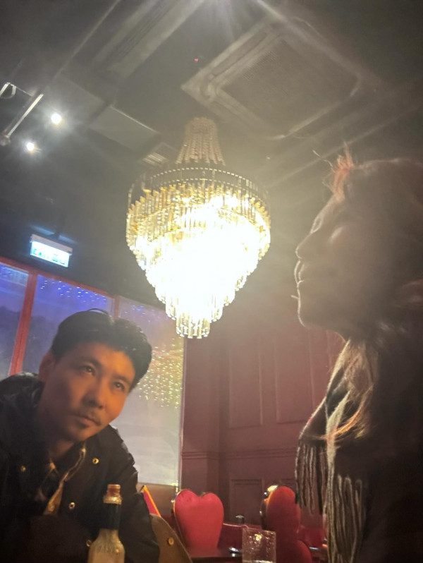 前TVB視后結婚18年曾被批女尊男卑！當眾錫錫罕有高調放閃：互相忍咗對方18年