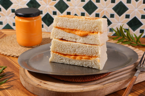 「鋒膳」全新副線「威水茶檔」灣仔開張  必食蘭王蛋撻／邪惡蛋西多士／檸檬醬油占多