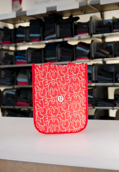 lululemon全店最平！驚現$1「最強神物」網民狂推讚CP值之冠：拎去返工做運動一流