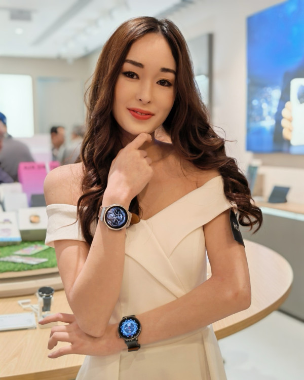 HONOR x POP MART 跨界聯乘！Molly 20週年限量禮盒登場　新店開幕限定一折搶購 $999 買 5G 手機