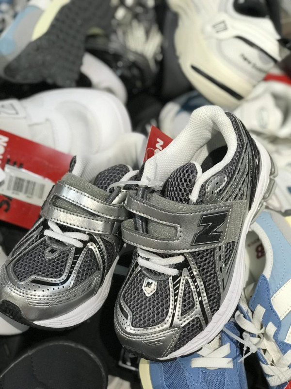 銅鑼灣時代廣場馬拉松開倉低至2折！adidas/Nike/new balance/arena運動鞋特賣！指定品牌買2送1！