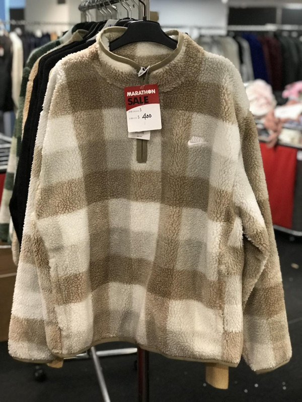 銅鑼灣時代廣場馬拉松開倉低至2折！adidas/Nike/new balance/arena運動鞋特賣！指定品牌買2送1！