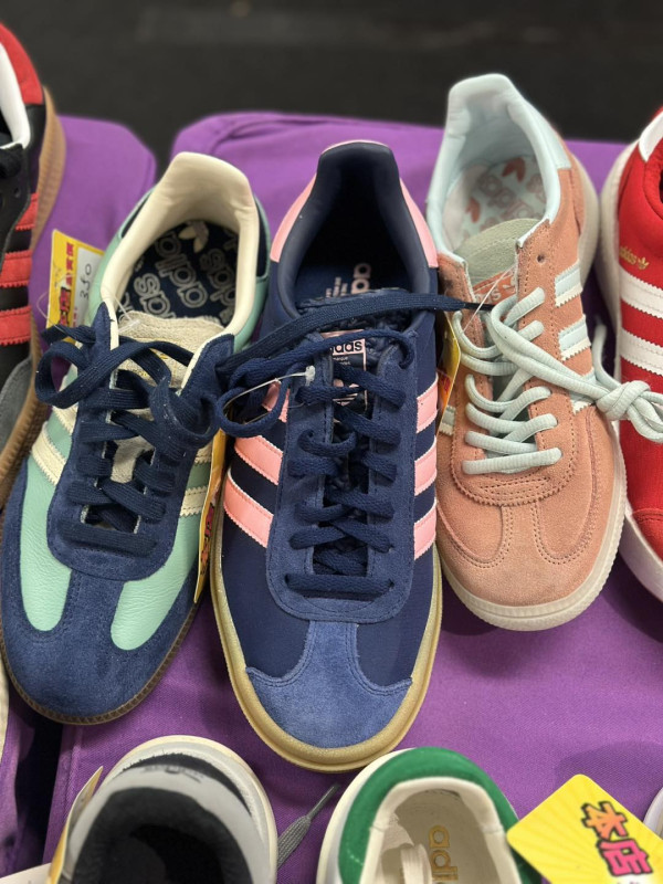 銅鑼灣時代廣場馬拉松開倉低至2折！adidas/Nike/new balance/arena運動鞋特賣！指定品牌買2送1！