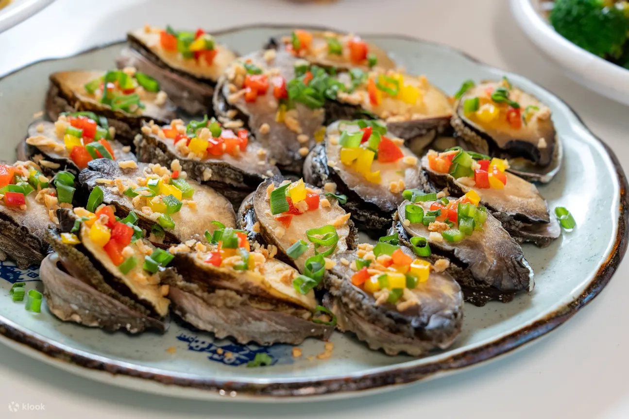 港島海逸君綽酒店自助餐買1送1！人均$276起 2.5小時任食生蠔/鮑魚/蟹腳/燒羊脾