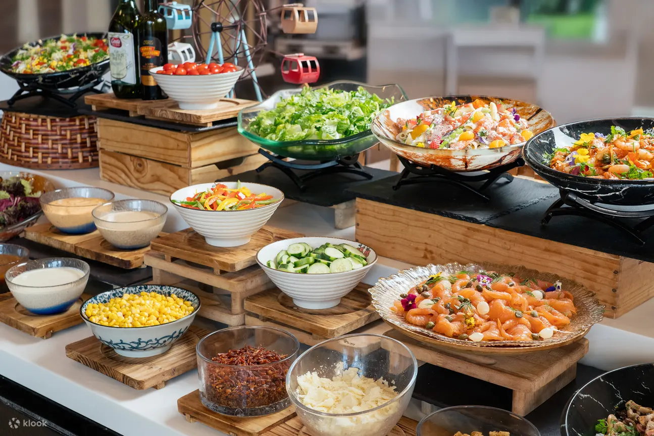 港島海逸君綽酒店自助餐買1送1！人均$276起 2.5小時任食生蠔/鮑魚/蟹腳/燒羊脾