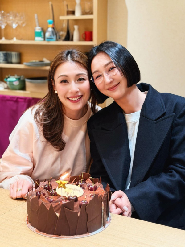 高海寧39歲生日獲TVB董事局高層現身慶生！合照排場十足證明地位今非昔比