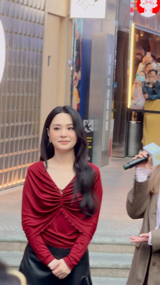 44歲阿嬌鍾欣潼無濾鏡生圖驚艷全網！零瑕疵神顏完勝精修圖獲讚「真人靚100倍」