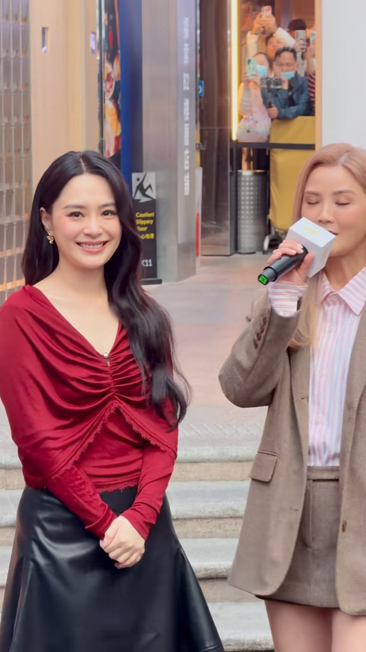 44歲阿嬌鍾欣潼無濾鏡生圖驚艷全網！零瑕疵神顏完勝精修圖獲讚「真人靚100倍」