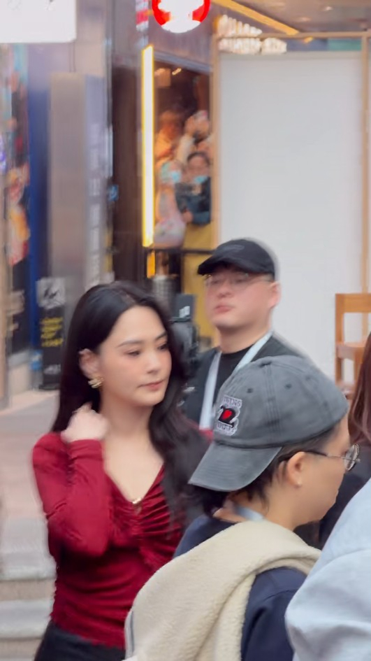 44歲阿嬌鍾欣潼無濾鏡生圖驚艷全網！零瑕疵神顏完勝精修圖獲讚「真人靚100倍」