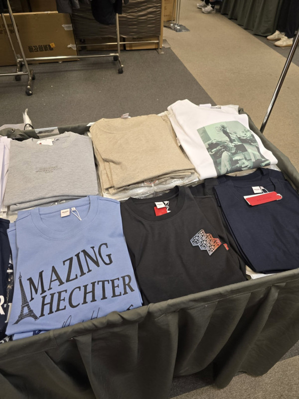 尖沙咀海港城名牌開倉低至1折！$70起買恤衫/皮革銀包/背囊/斜揹袋/行李箱！Campo Marzio手袋 $200起！