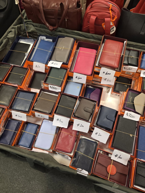 尖沙咀海港城名牌開倉低至1折！$70起買恤衫/皮革銀包/背囊/斜揹袋/行李箱！Campo Marzio手袋 $200起！