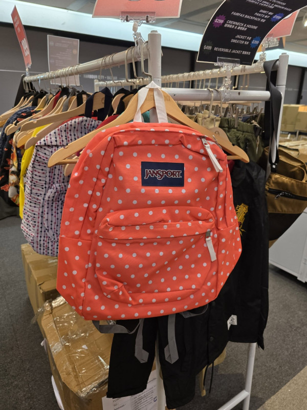 尖沙咀海港城名牌開倉低至1折！$70起買恤衫/皮革銀包/背囊/斜揹袋/行李箱！Campo Marzio手袋 $200起！