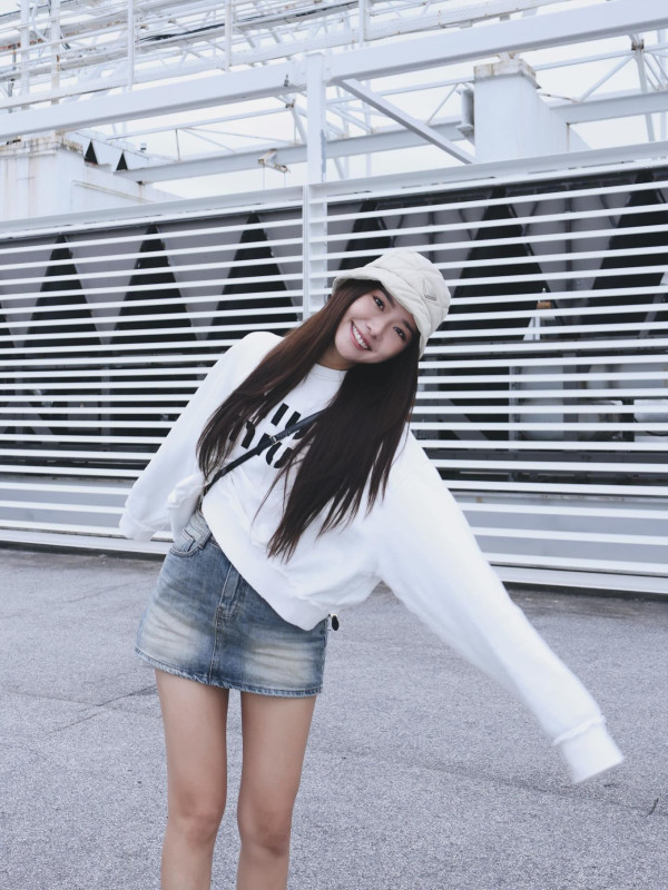 戴祖儀內衣照性感大解放狀態巔峰！私密照誘惑震撼網民︰睇到暈陀陀